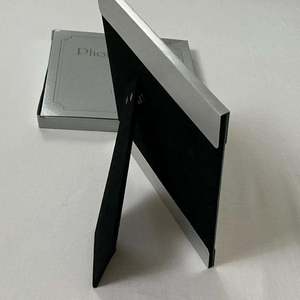 NIB Table Top 5x7” Photo Frame Silver